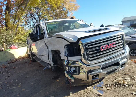 2018 GMC Sierra 2500Hd Slt из США, поврежденный, VIN 1GT12TEY5JF141367
